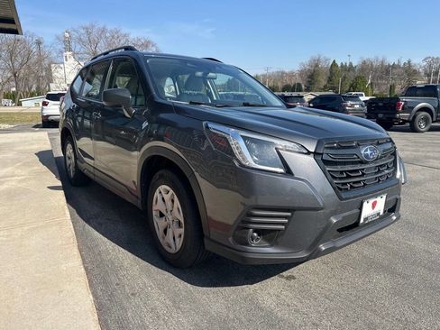 Used 2022 Subaru Forester image 6