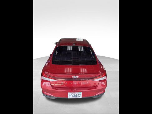 Used 2023 Hyundai Elantra SEL w/ Convenience Package FWD image 5