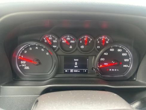 Used 2025 Chevrolet Silverado 1500 W/T AWD/4WD image 18