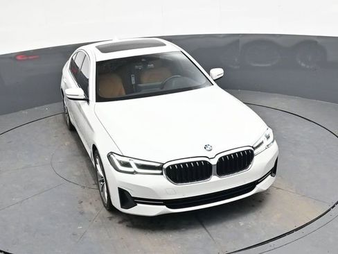 Used 2023 BMW 530i w/ Convenience Package image 30
