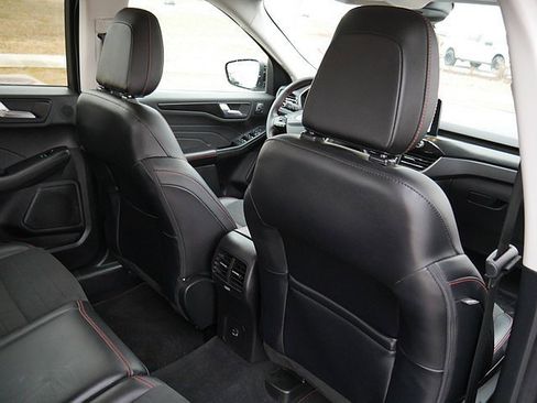 Used 2022 Ford Escape SEL w/ SEL Stealth AWD Package image 50