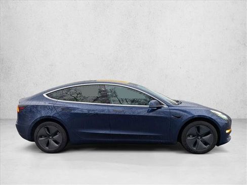 Used 2018 Tesla Model 3 Long Range image 4
