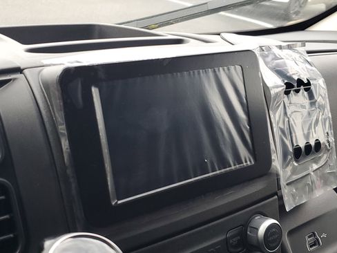 Used 2025 RAM ProMaster 2500 w/ Convenience Group image 15