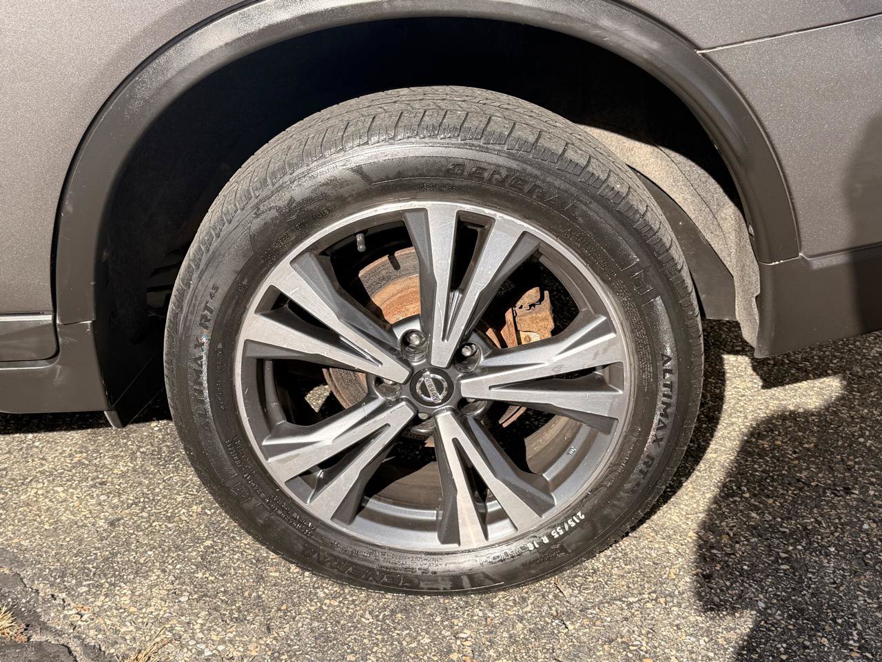 Used 2017 Nissan Rogue SL w/ SL Premium Package AWD/4WD image 13