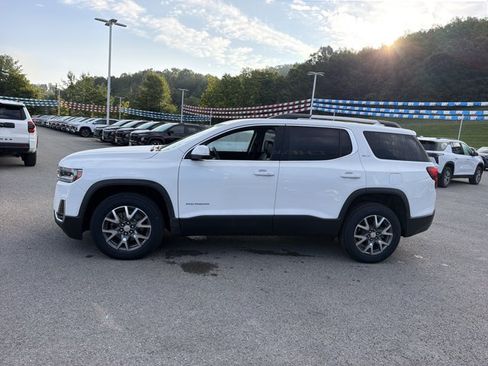 Used 2023 GMC Acadia SLT AWD/4WD image 8