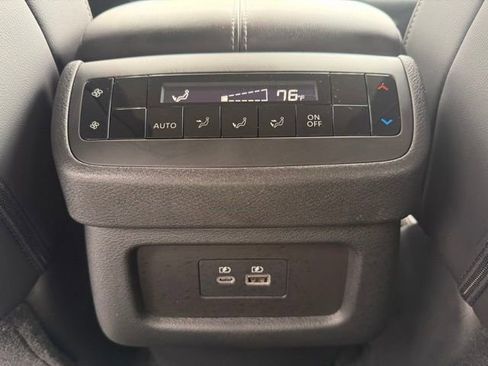 Certified 2025 Nissan Pathfinder SL AWD/4WD image 34