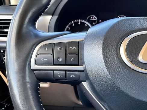 Used 2023 Lexus GX 460 Luxury w/ Accessory Package AWD/4WD image 24