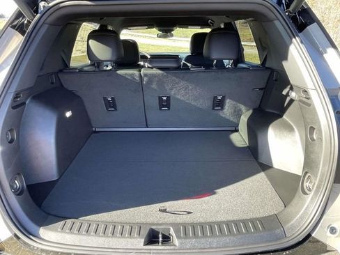 New 2026 GMC Terrain AT4 w/ Convenience Package III image 10