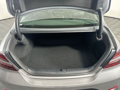 Used 2025 Genesis G70 2.5T RWD image 30