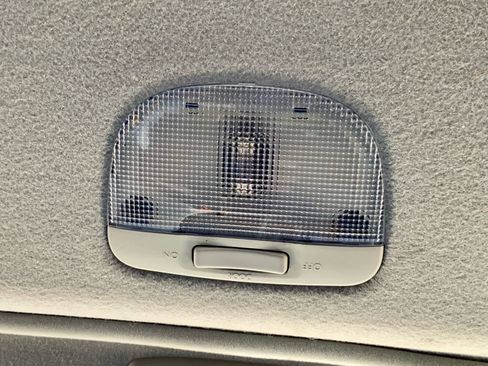 Used 2016 Subaru Crosstrek 2.0i Premium w/ Moonroof Package image 48