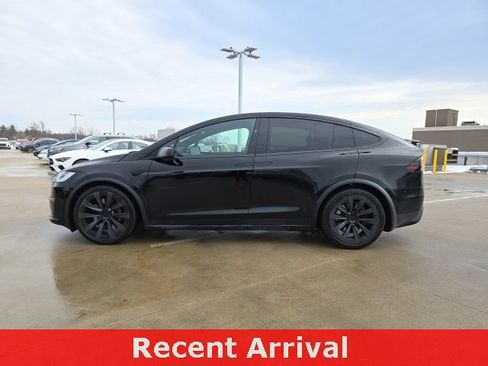 Used 2023 Tesla Model X image 8