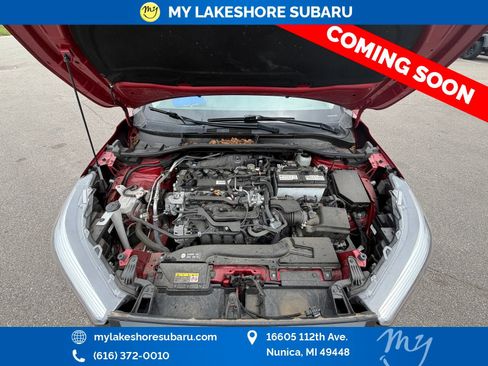 Used 2022 Toyota Corolla Cross XLE AWD/4WD image 18