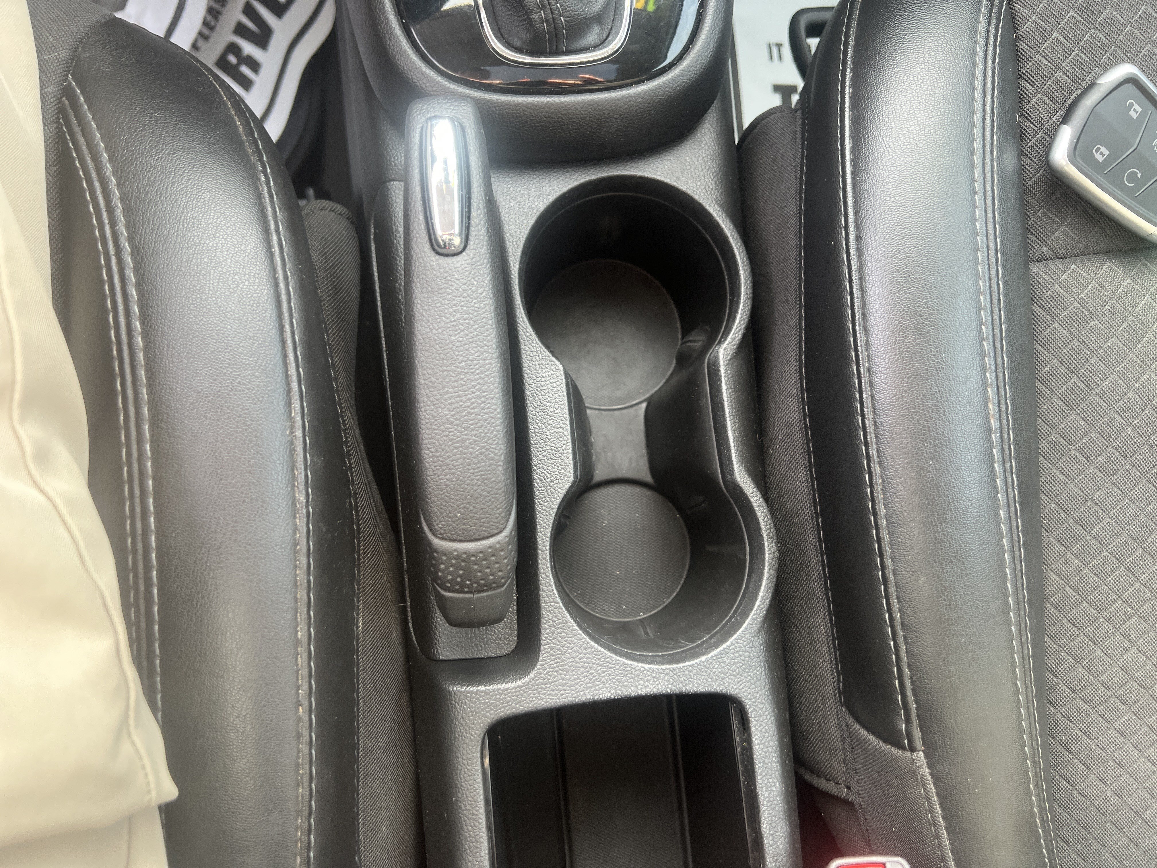 Used 2019 Buick Encore Sport Touring AWD/4WD image 32