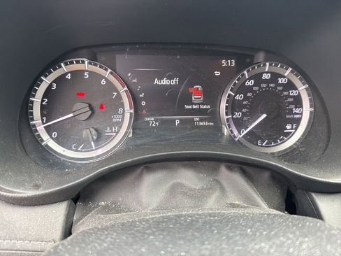 Used 2023 Toyota Highlander LE AWD/4WD image 8