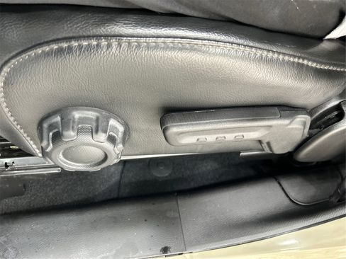 Used 2022 Jeep Gladiator Overland w/ Popular Equipment Package image 16