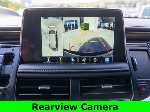 Certified 2024 GMC Yukon AT4 w/ AT4 Premium Package AWD/4WD image 27