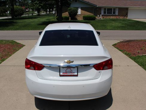 Used 2014 Chevrolet Impala LT w/ Convenience Package FWD image 9