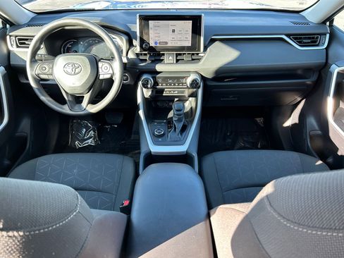 Certified 2025 Toyota RAV4 XLE image 21
