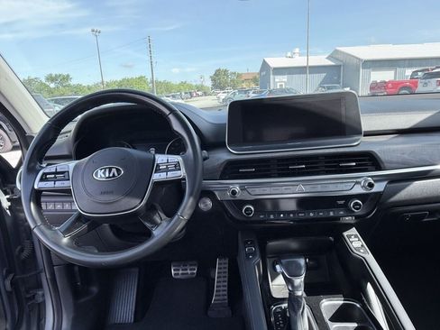 Used 2021 Kia Telluride SX w/ Towing Package FWD image 11