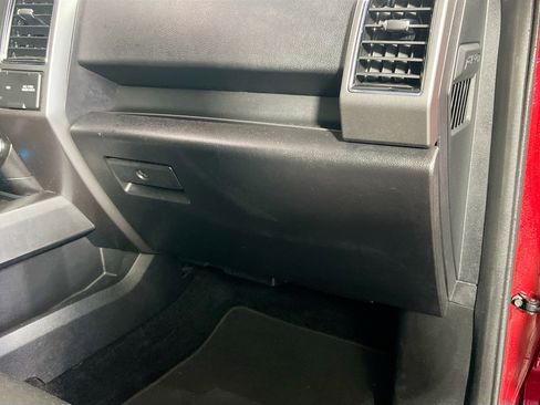 Used 2018 Ford F150 XLT w/ Equipment Group 302A Luxury image 34