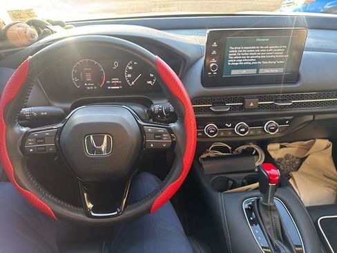 Used 2024 Honda HR-V EX-L image 10