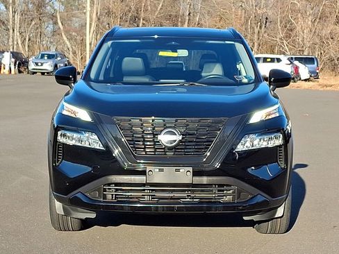 Certified 2023 Nissan Rogue SV w/ SV Premium B Package image 2