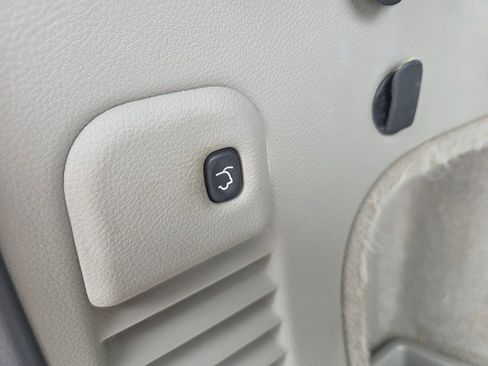 Used 2012 Jeep Grand Cherokee Altitude image 24