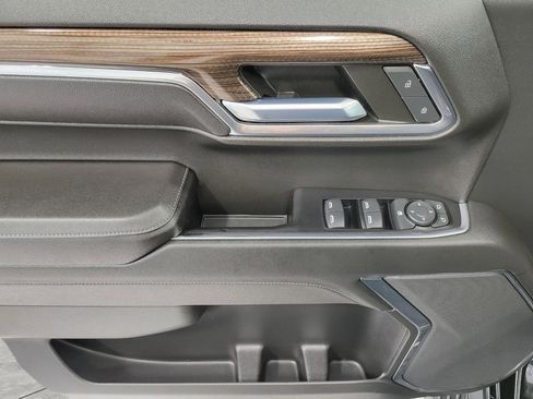 Used 2022 Chevrolet Silverado 1500 LT Trail Boss w/ Protection Package image 26