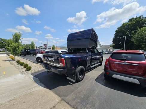 Used 2017 RAM 3500 Laramie Longhorn AWD/4WD image 7