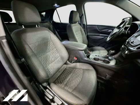 Used 2018 Chevrolet Equinox LT FWD image 26