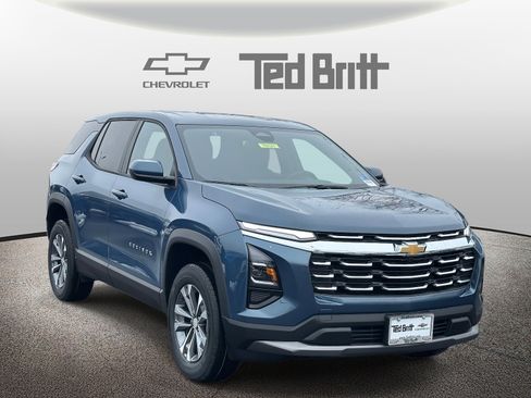 New 2026 Chevrolet Equinox LT image 3