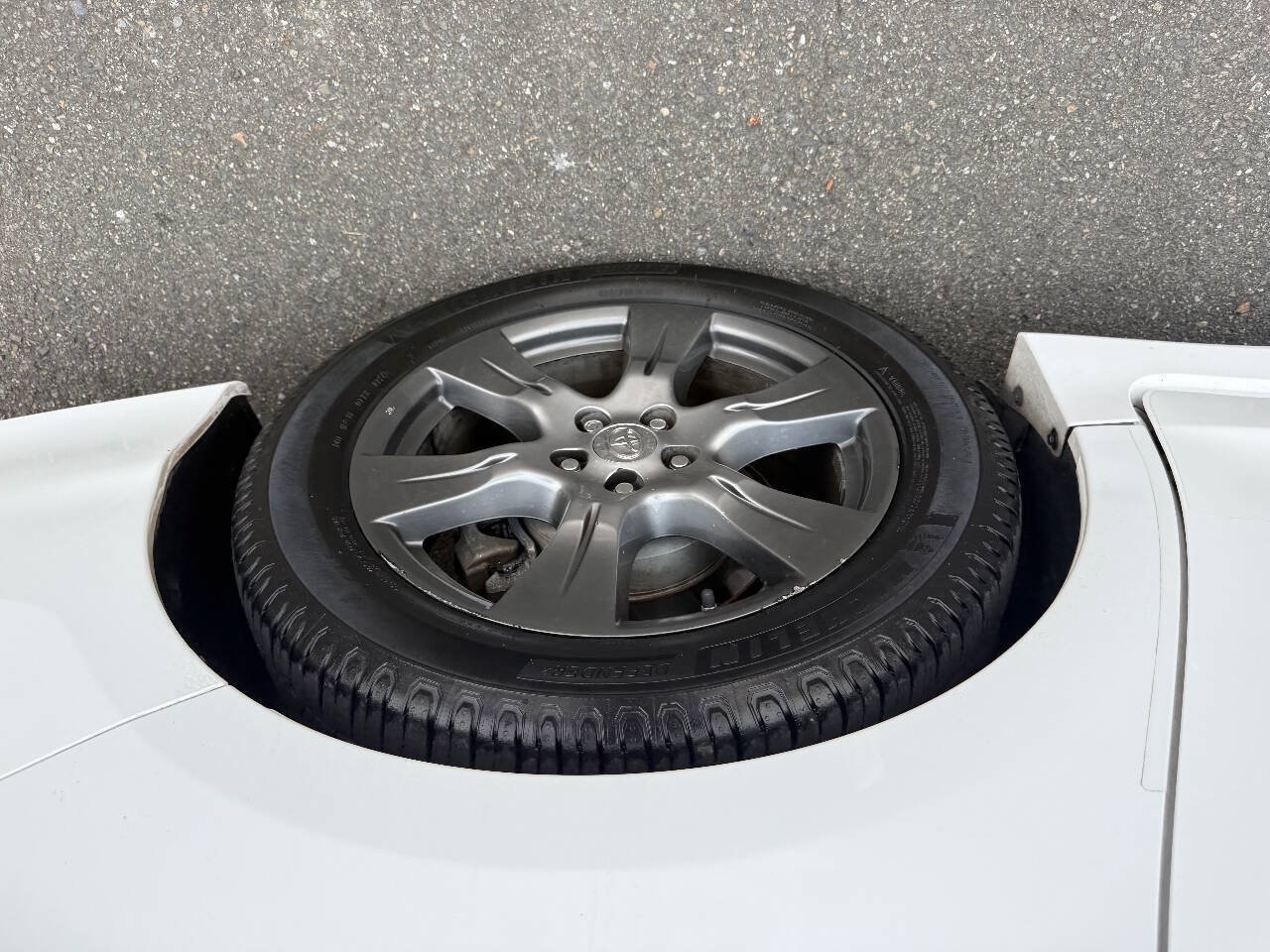 Used 2017 Toyota Sienna SE Premium FWD image 8