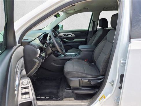 Used 2019 Chevrolet Traverse LS FWD image 16