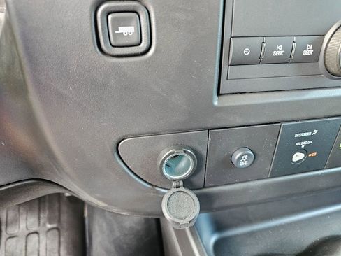 New 2025 GMC Savana 2500 Extended w/ Driver Convenience Package image 36