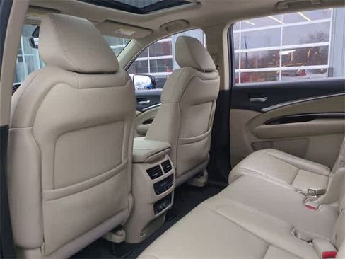Used 2018 Acura MDX SH-AWD image 19
