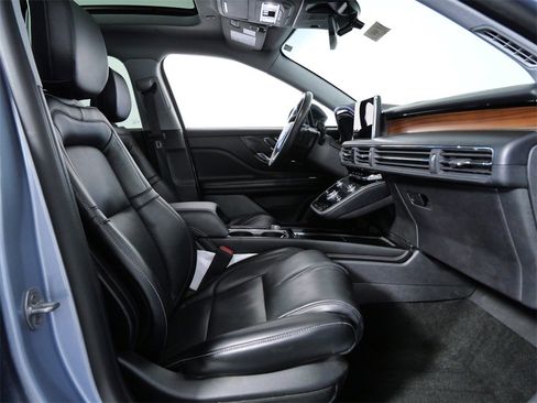 Used 2022 Lincoln Corsair Reserve w/ Equipment Group 201A image 11