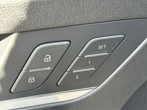 Used 2019 Audi SQ5 Premium Plus w/ Premium Plus Package image 34