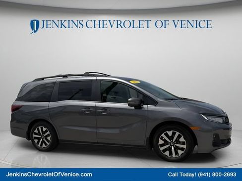 Used 2025 Honda Odyssey EX-L image 2