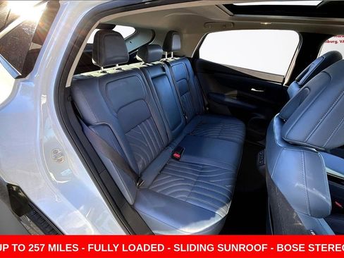 Used 2023 Nissan Ariya image 23