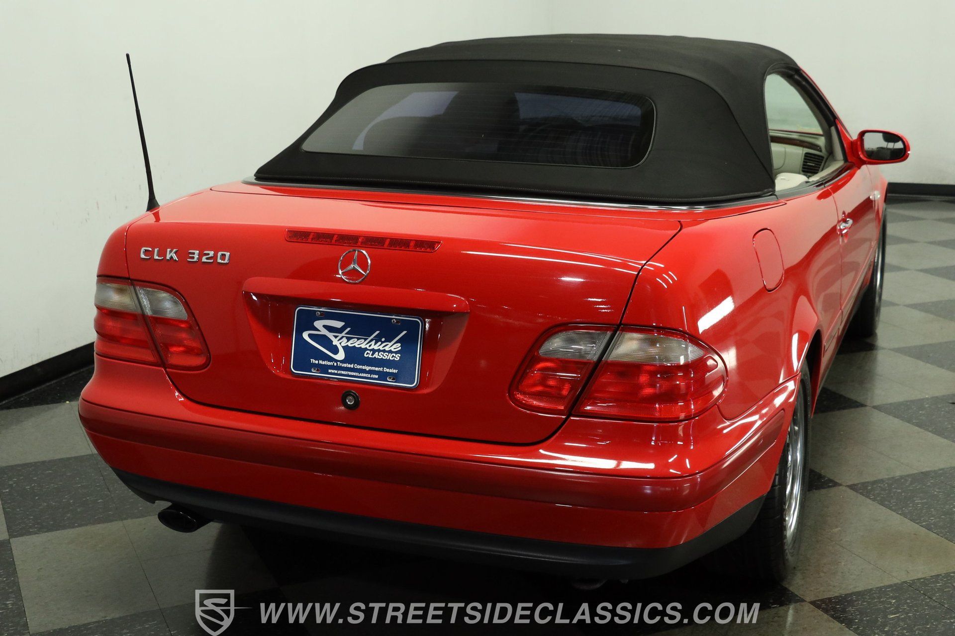 Used 1999 Mercedes-Benz CLK 320 Cabriolet image 10