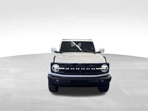 Certified 2025 Ford Bronco Outer Banks AWD/4WD image 10