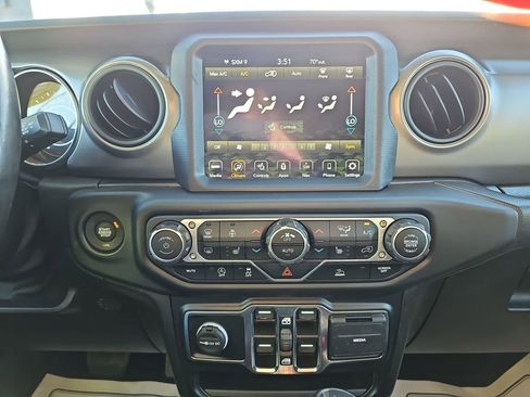 Used 2021 Jeep Wrangler Unlimited Sport image 30