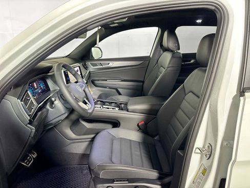 New 2026 Volkswagen Atlas Cross Sport SEL R-Line image 11