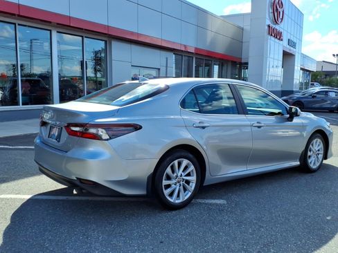 Certified 2023 Toyota Camry LE FWD image 6