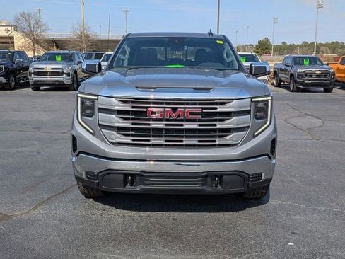 New 2026 GMC Sierra 1500 SLE image 8