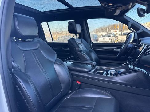 Used 2022 Jeep Wagoneer Series I w/ Premium Group I image 21