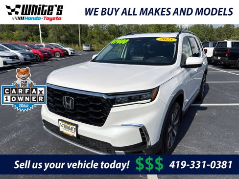 Used 2025 Honda Pilot Elite image 1