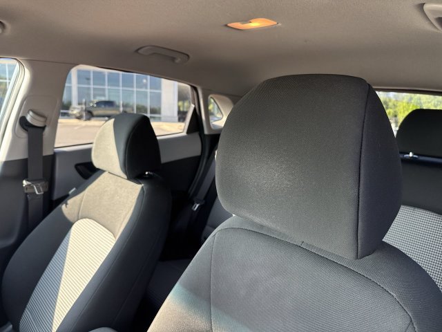 Used 2018 Hyundai Kona SEL AWD/4WD image 11