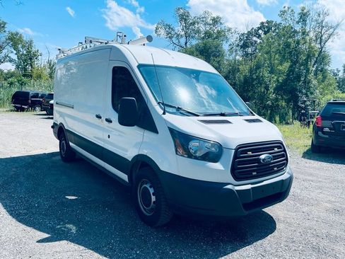 Used 2017 Ford Transit 350 148 Medium Roof RWD image 9