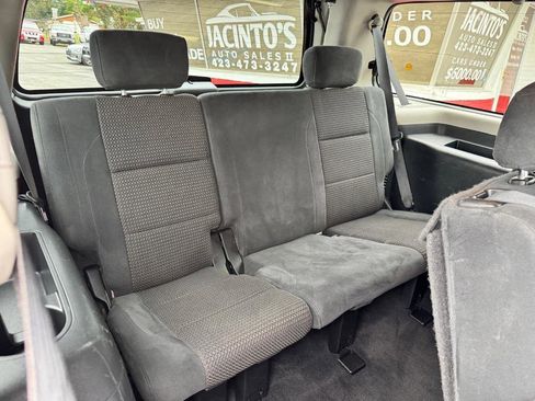 Used 2013 Nissan Armada SV image 24